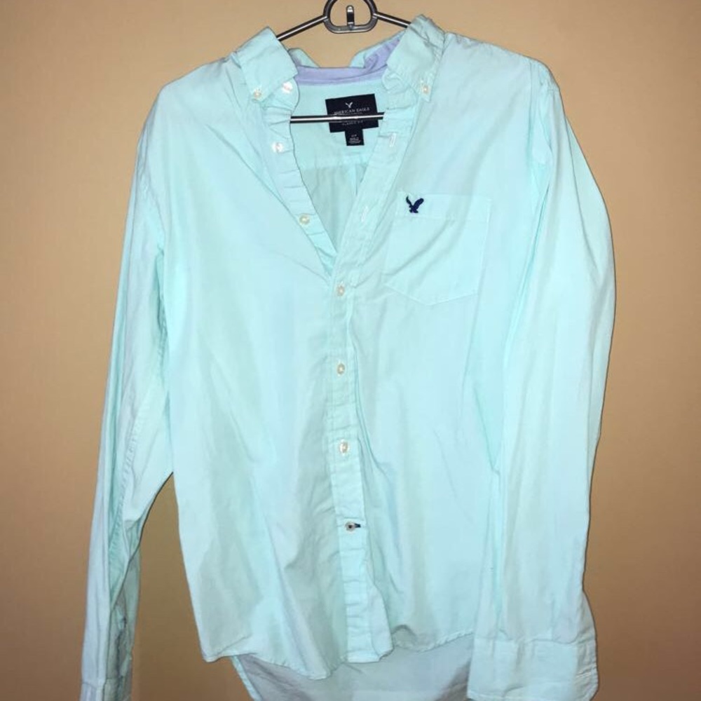 American Eagle Turquoise Button Down